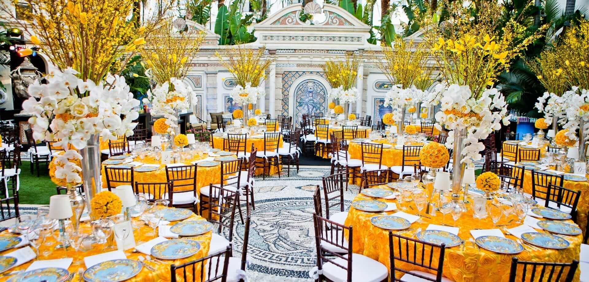 Branding 158 Elegant outdoor dining with yellow decor